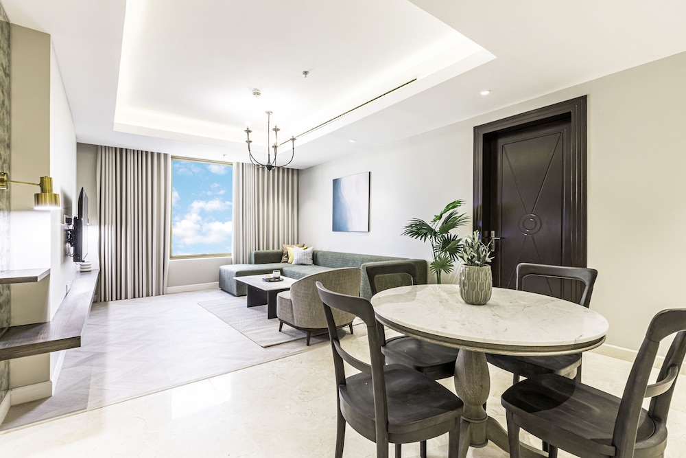 Deluxe Apartment