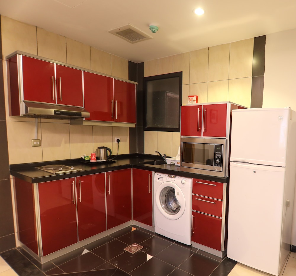 Family Suite, City View - Photo 2