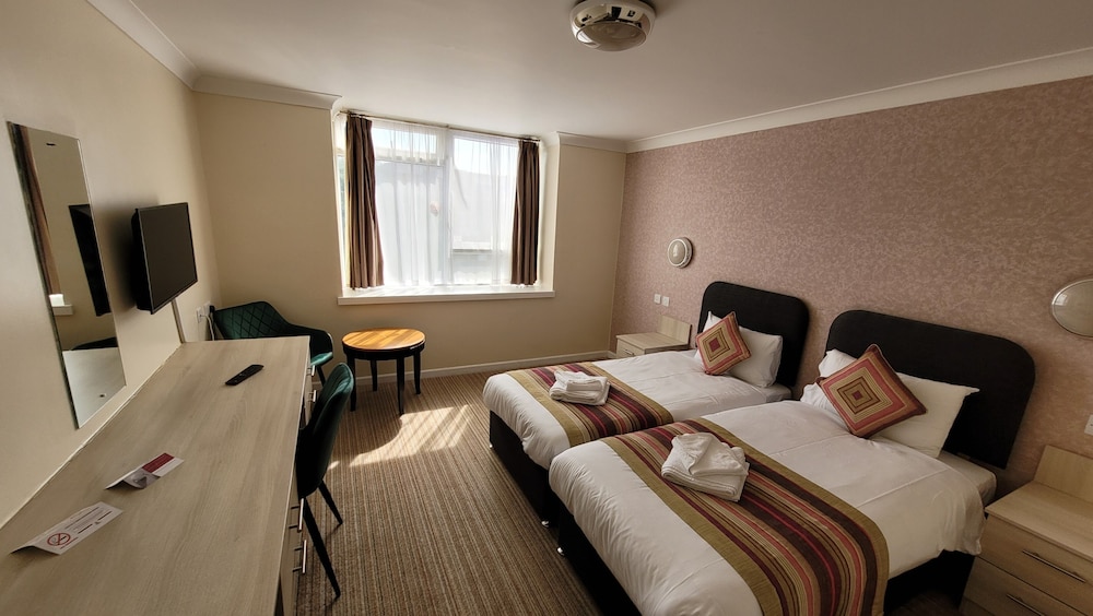 Executive Twin Room - Photo 2