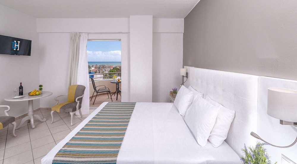 Standard Double or Twin Room, Sea View - Photo 5