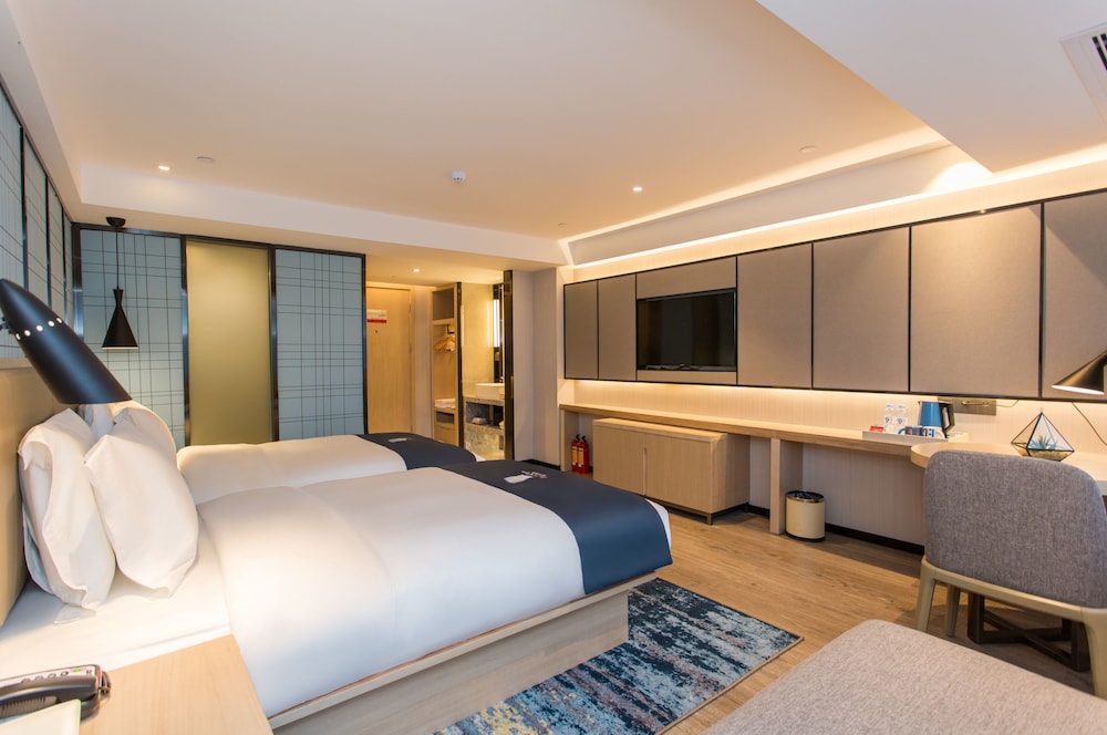 Elite Twin Room