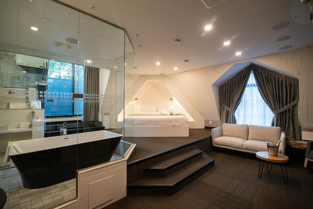 Signature Room