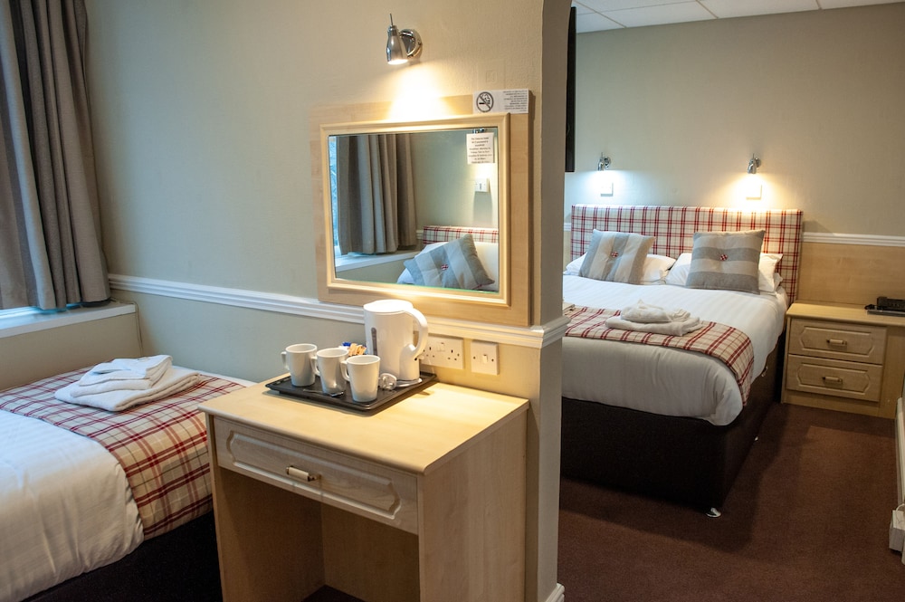 Suite, Ensuite ((1 Double 1 Single)) photo 2