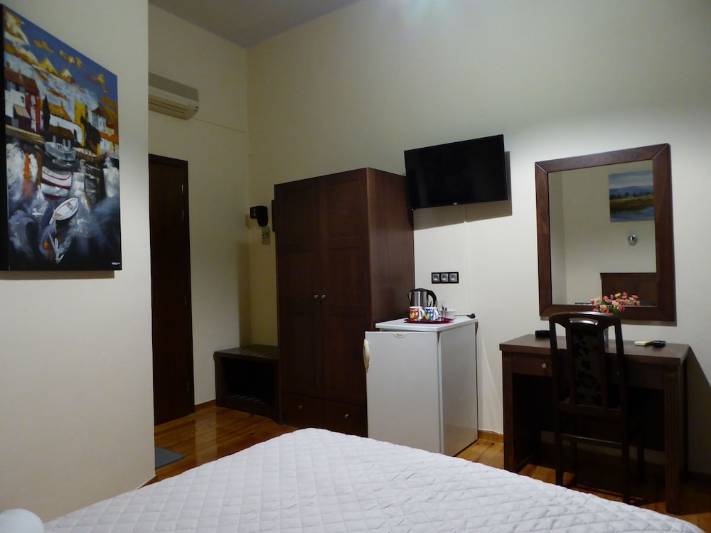 Standard Room, City View photo 2