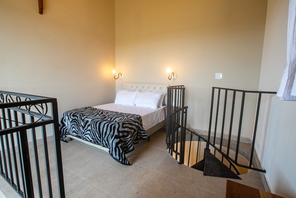 Design Quadruple Room photo 1