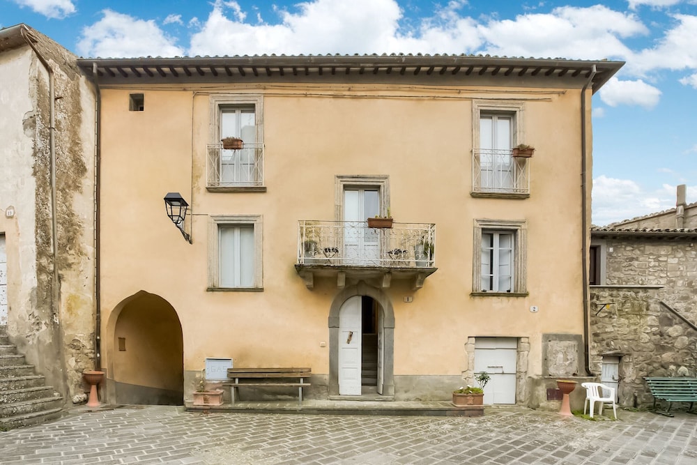 Villa photo 1