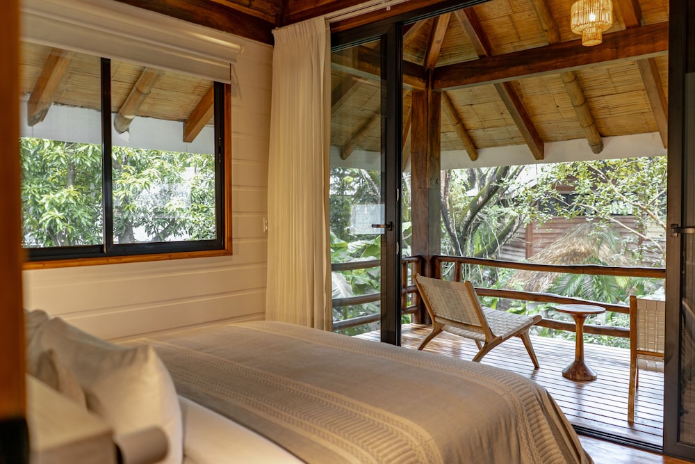 Poolside Villa photo 2