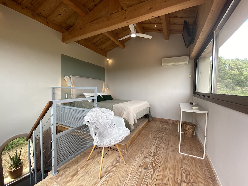Panoramic Room photo 2