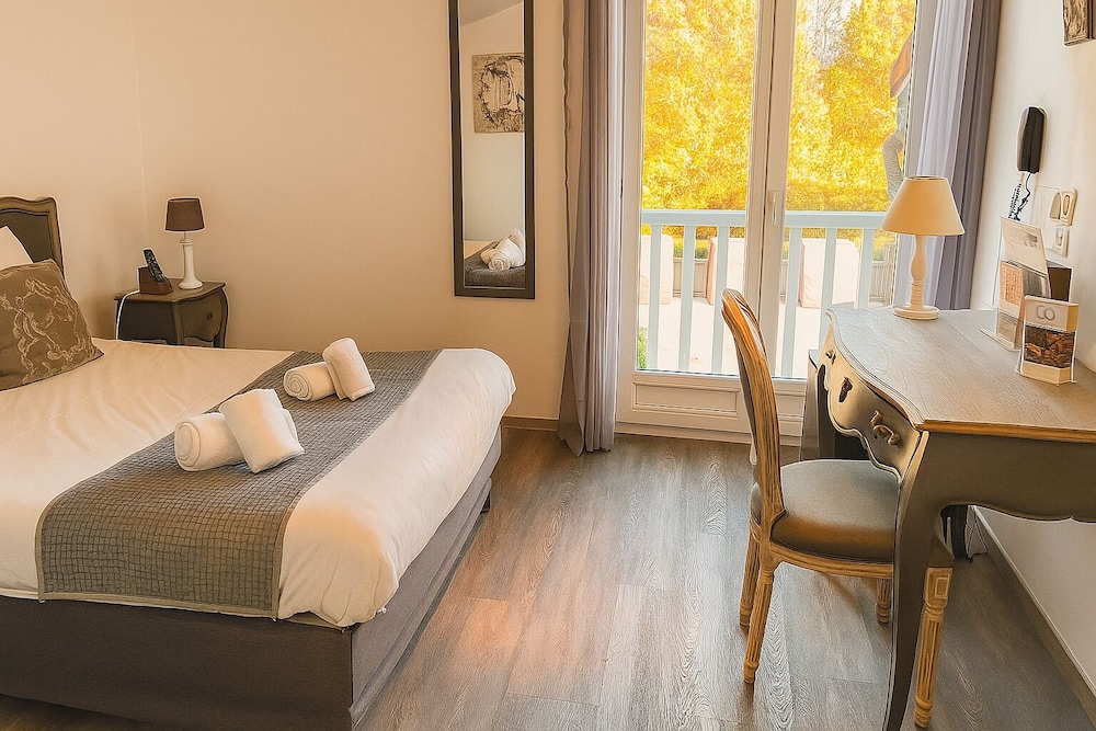 Standard Double Room, Park View
