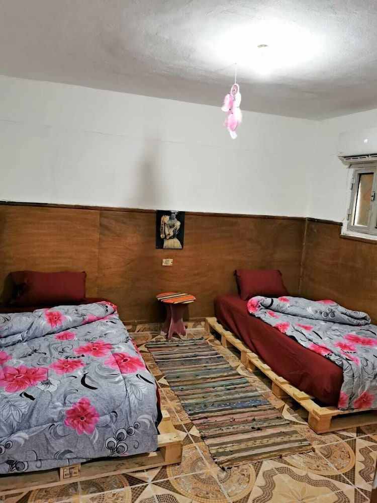 Basic Room photo 3