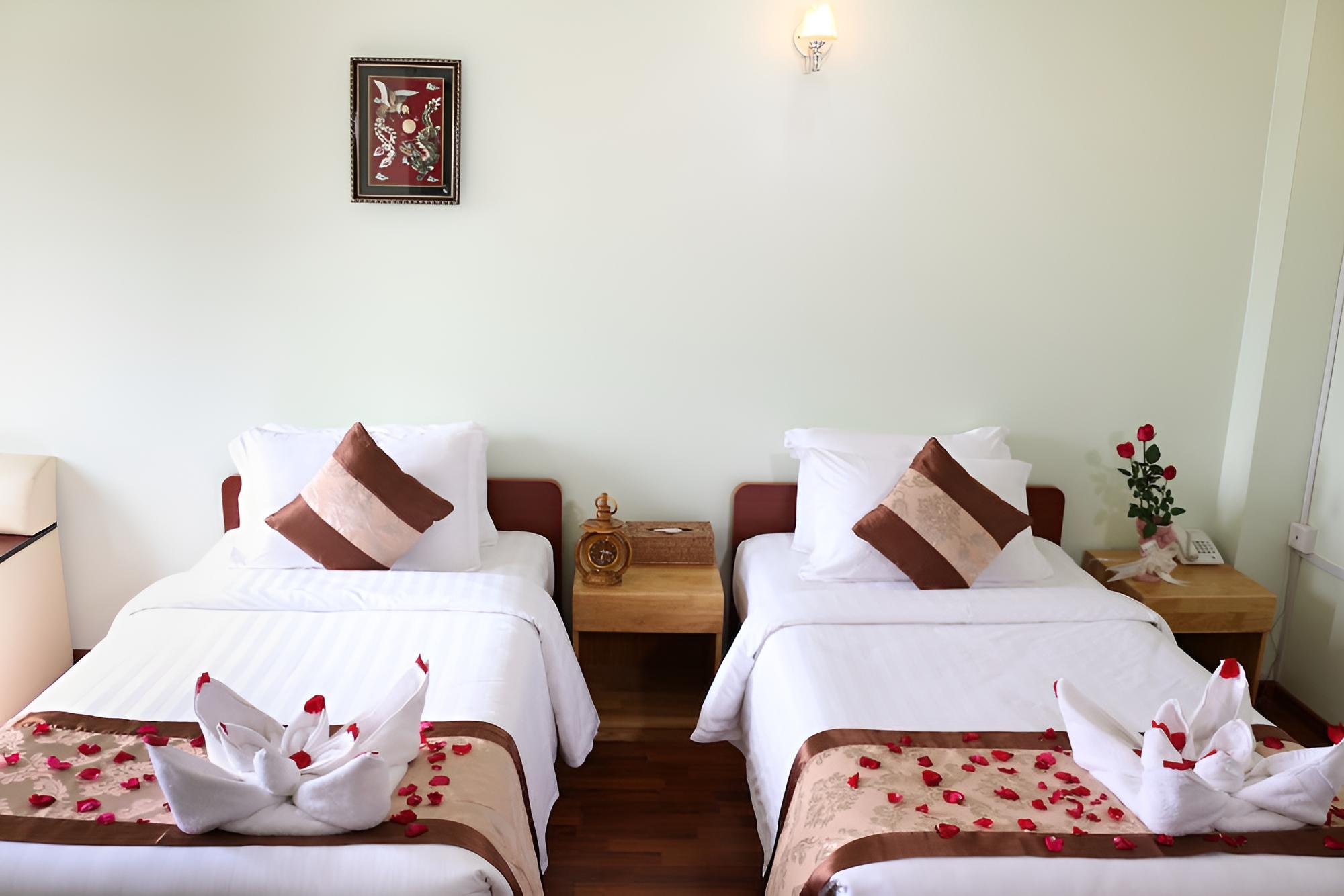 Deluxe Twin Room photo 2