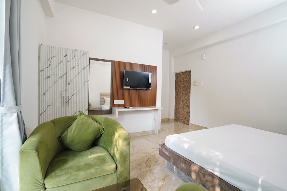 Deluxe Double Room photo 2