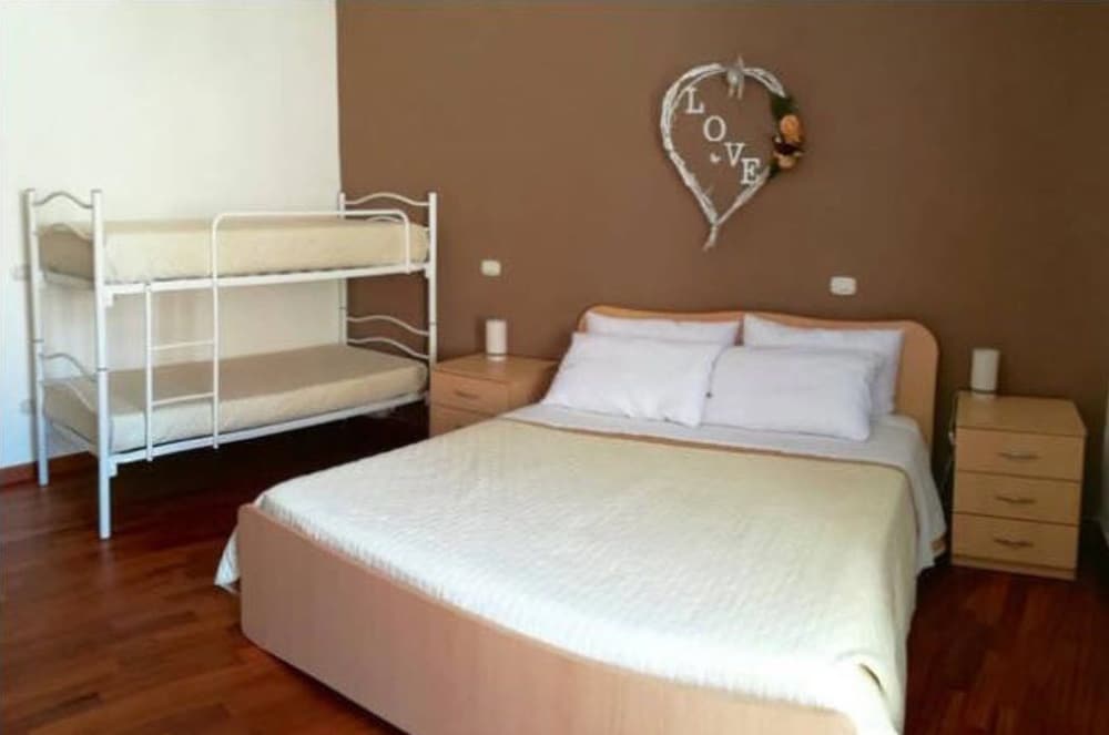 Comfort Room photo 2