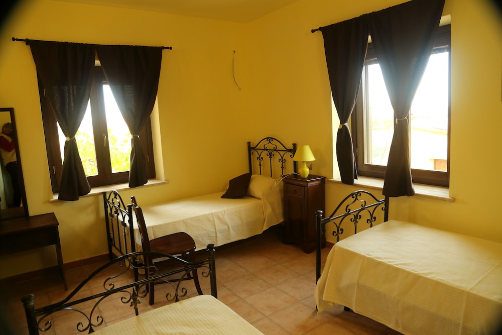 Suite, 2 Bedrooms photo 1