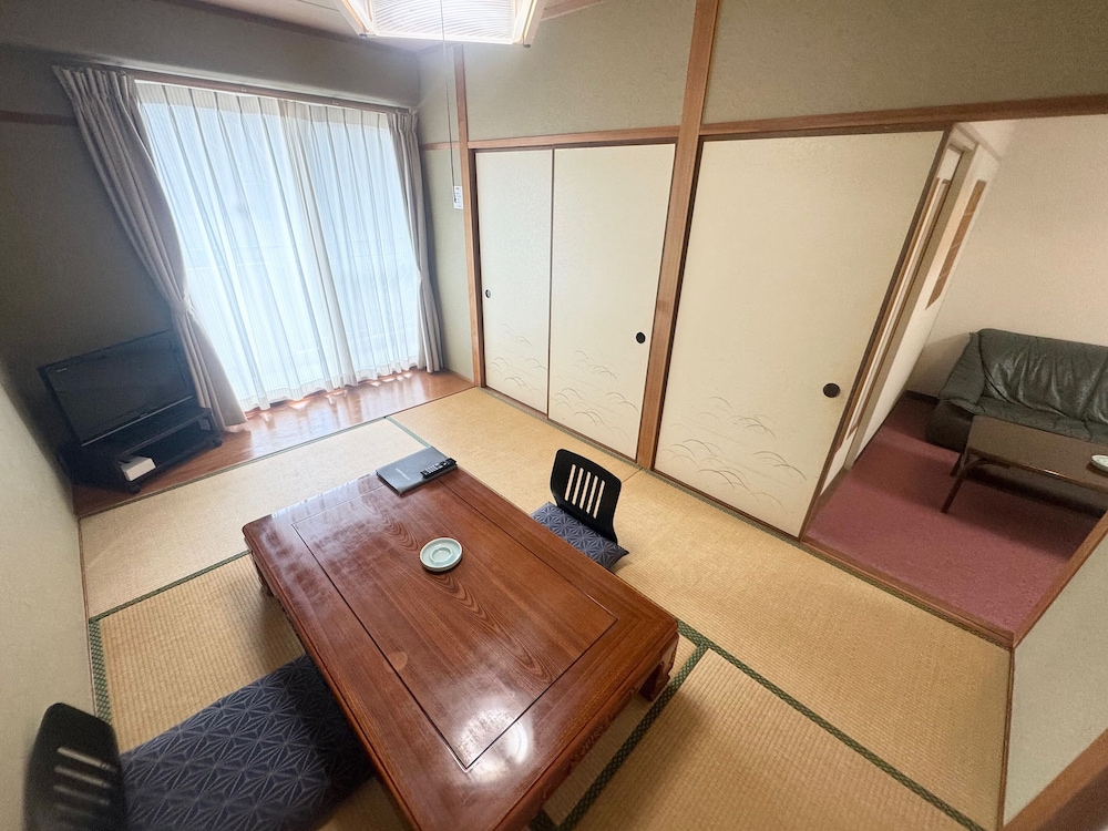 [Modern Western-Style Superior Japanese-Western Room]