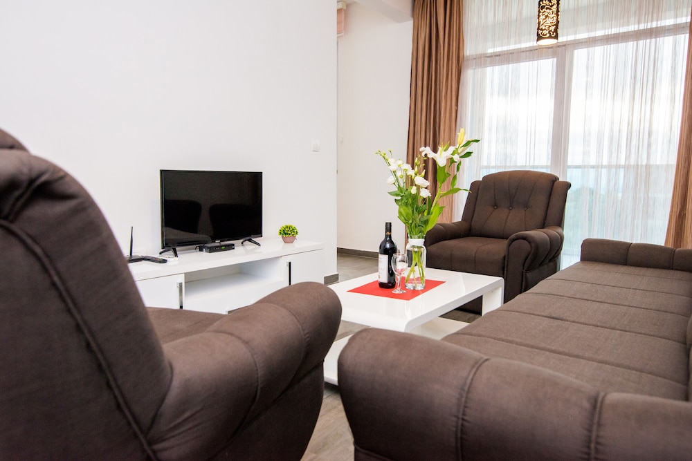 Premium Apartment (AP13)