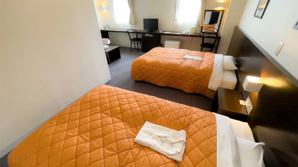 Twin Room, Non Smoking, Mountain View