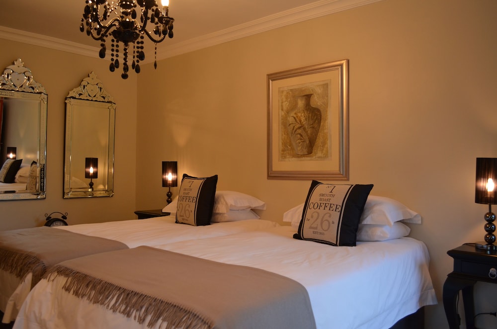 Deluxe Double or Twin Room - Photo 4