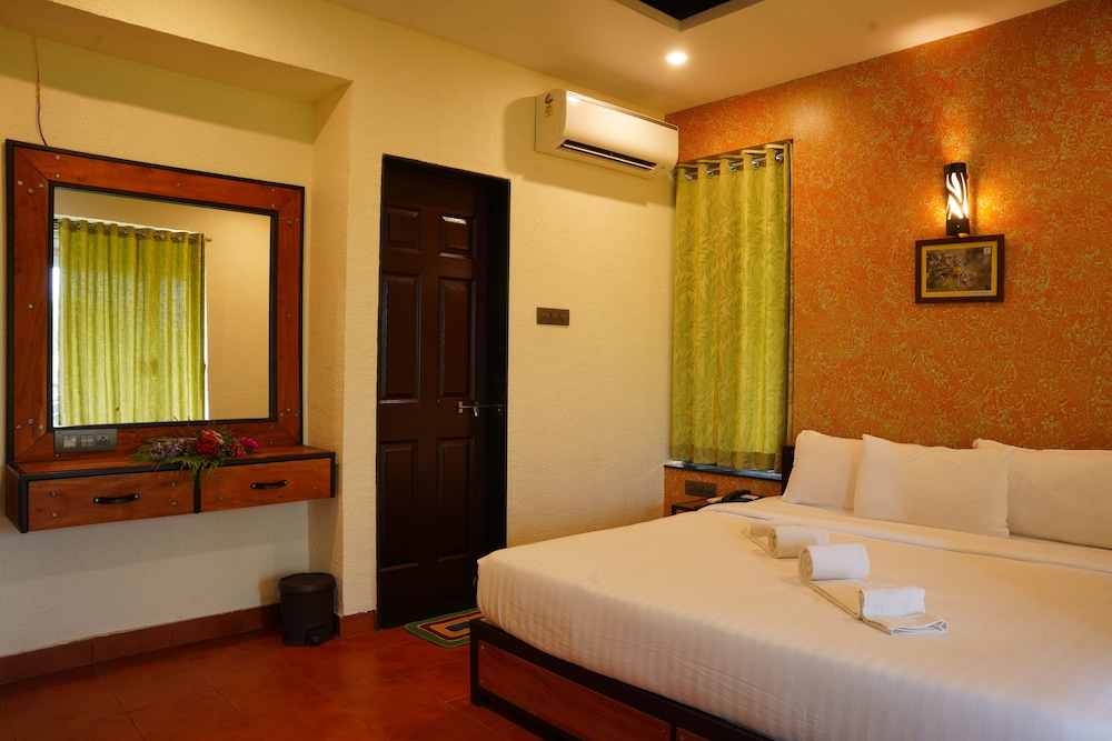Deluxe Room - Photo 7