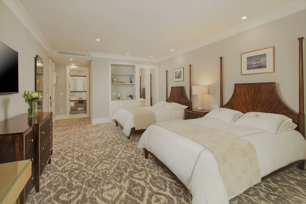 Deluxe Quadruple Room, 2 Queen Beds, Balcony