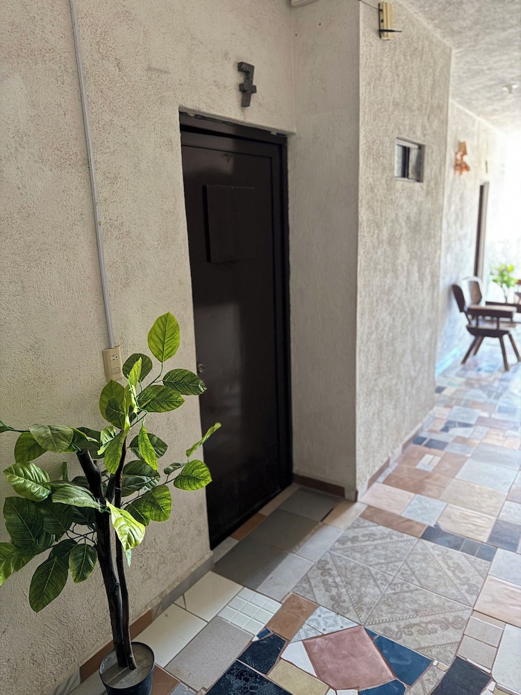 Basic Double or Twin Room, Balcony, Mountain View