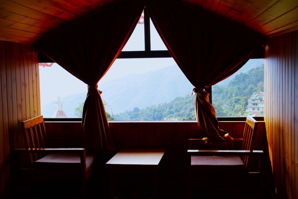 Suite Room - Photo 4