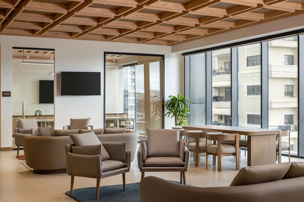 Club Suite, 1 Bedroom, City View - Photo 7