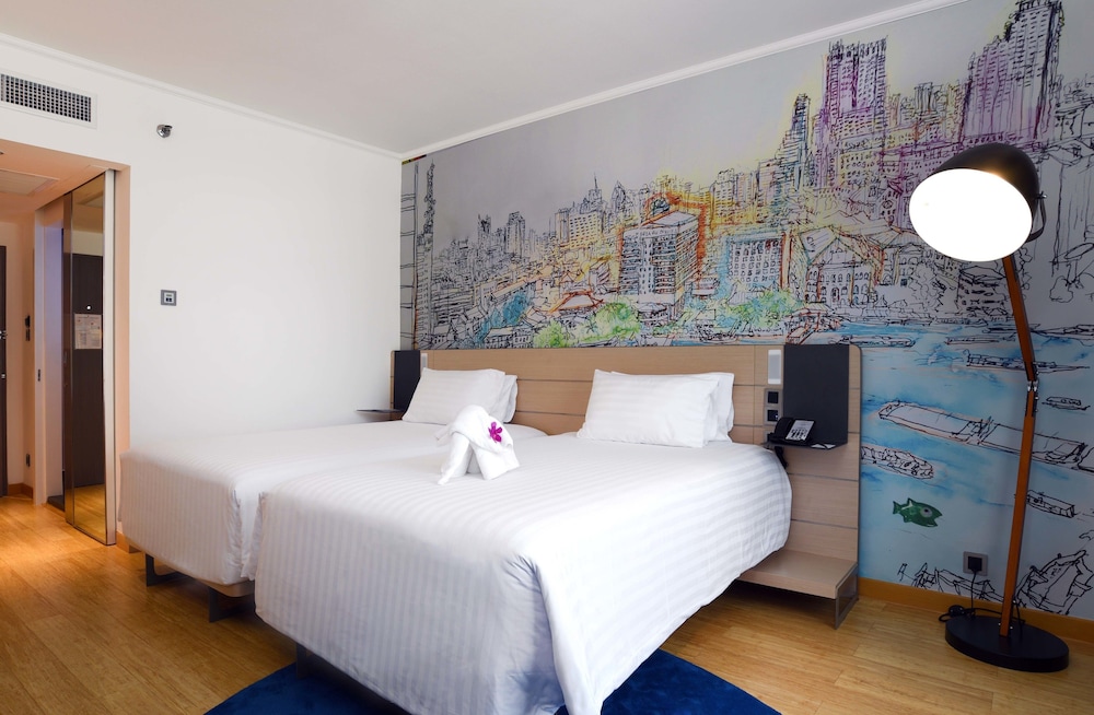 Deluxe Room, 2 Twin Beds photo 2