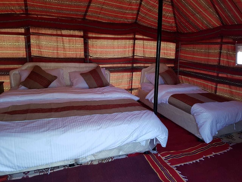 Signature Tent, Multiple Beds, Mountain View, Mountainside