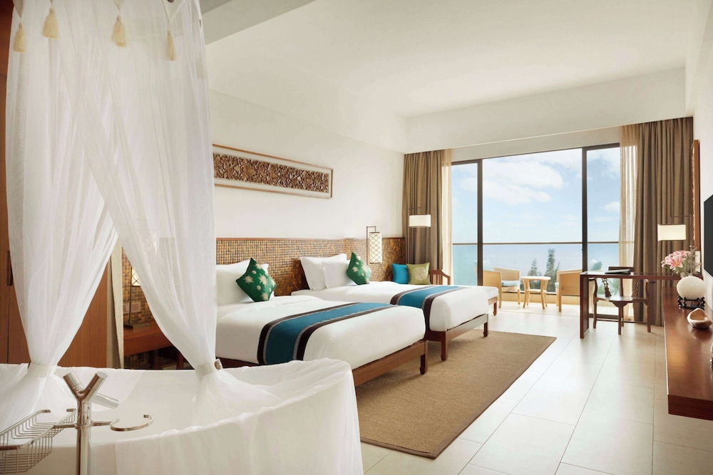 Premium Room, 2 Twin Beds, Smoking, Sea View