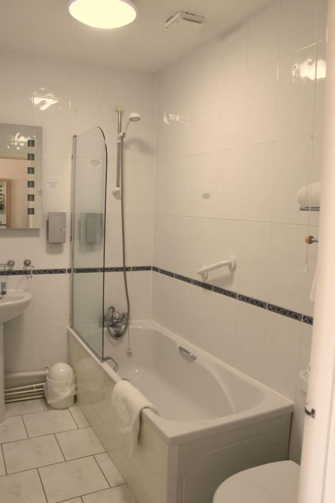 Comfort Room, 1 Twin Bed, Non Smoking - Photo 6