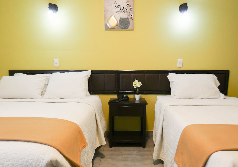 Comfort Triple Room