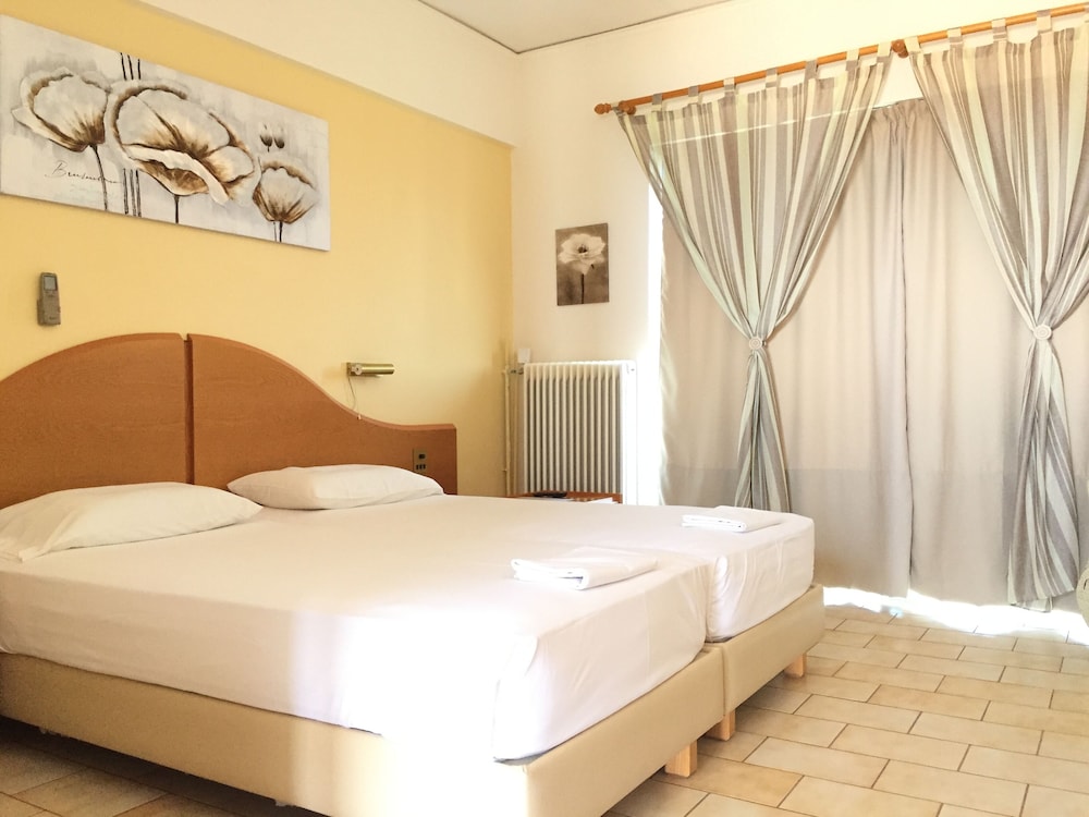 Double or Twin Room, 1 Bedroom photo 1