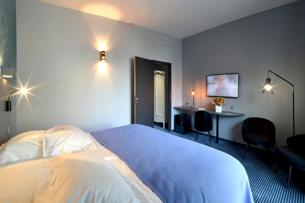 Suite Suite