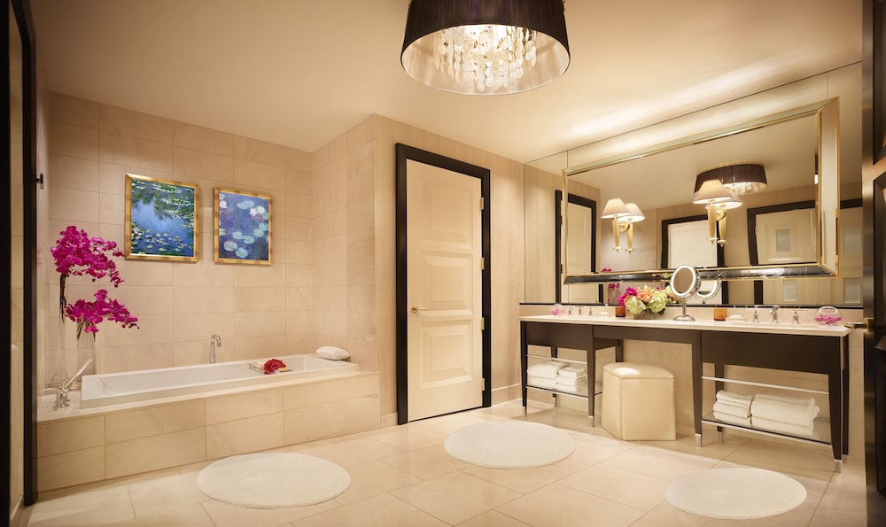 Encore Tower Suite Parlor