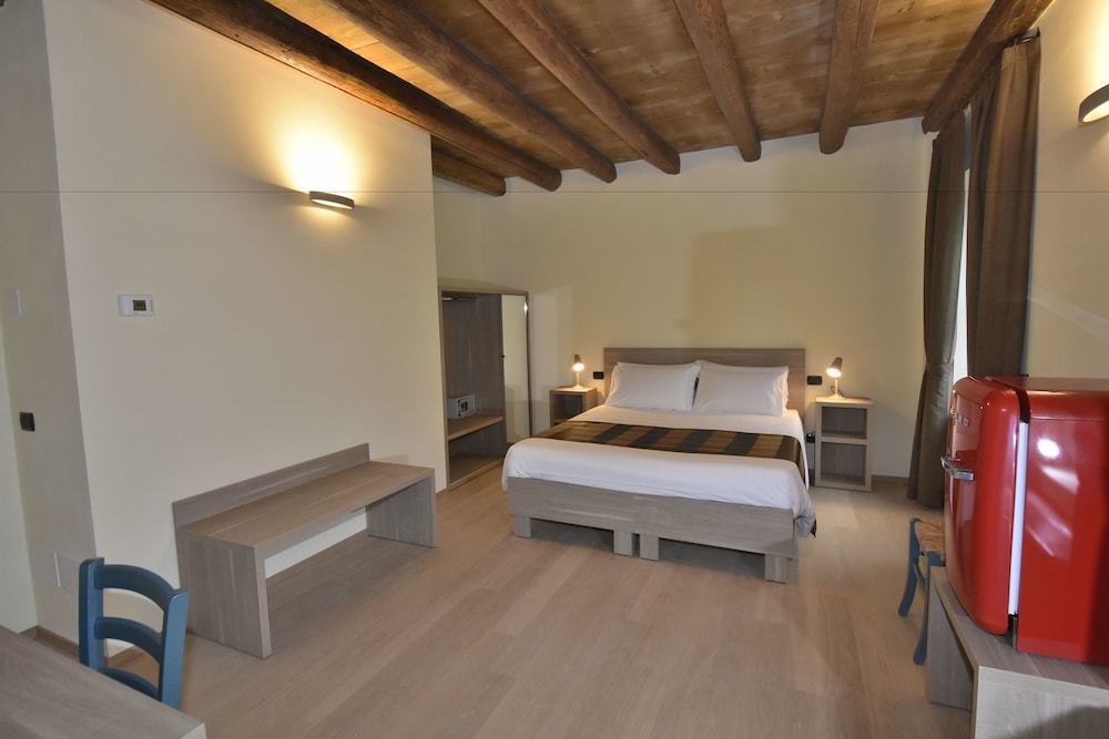 Double or Twin Room, Garden View photo 2