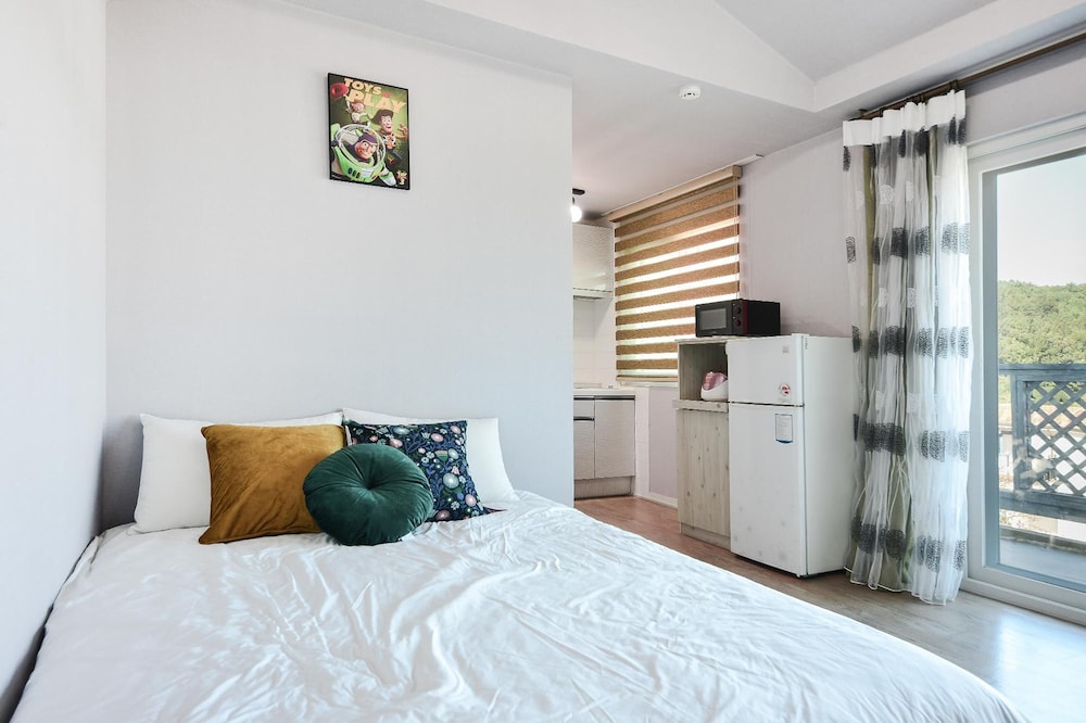 Basic Room, 1 Bedroom (Atom (1F/Private BBQ)) - Photo 3
