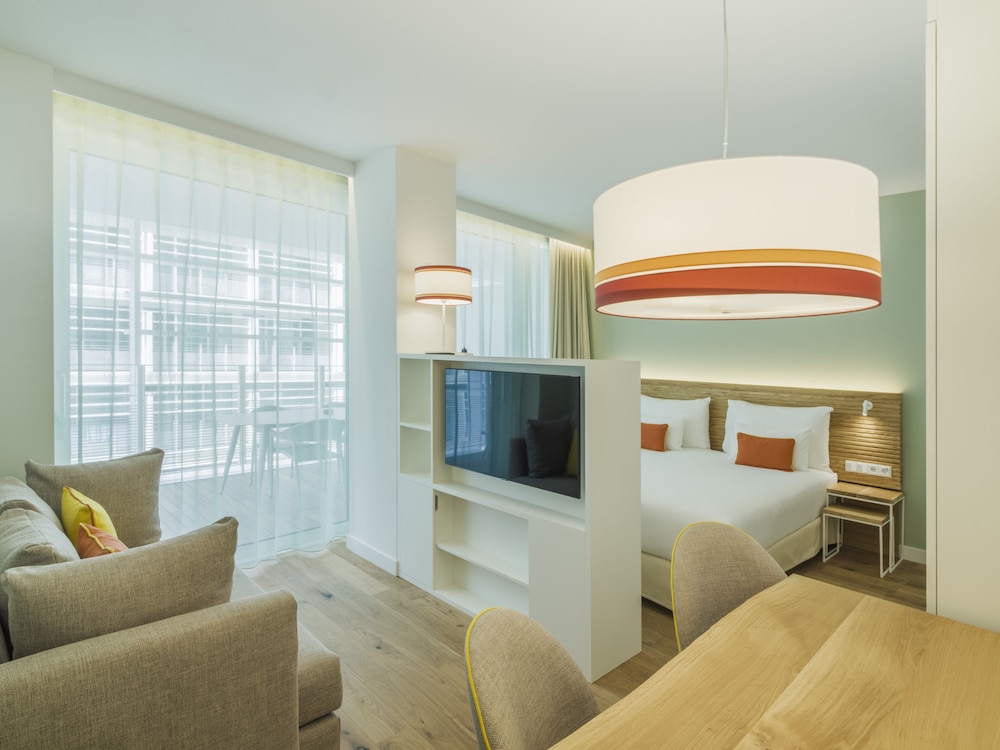 Superior Suite, 2 Bedrooms, Terrace, Partial Sea View