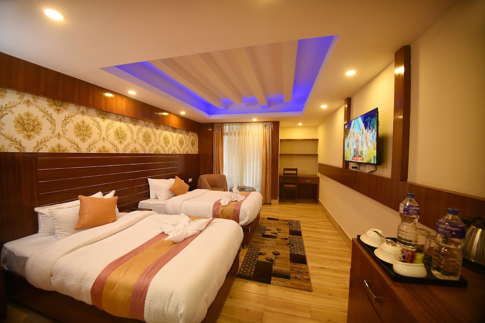 Deluxe Twin Room - Photo 12