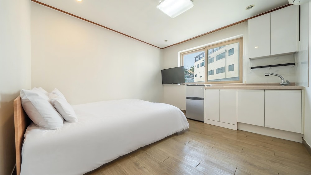 Basic Room, 1 Bedroom (203)