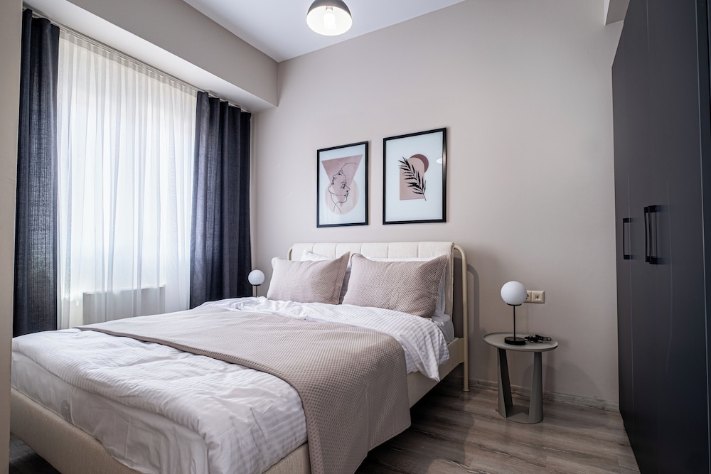 Basic Apartment