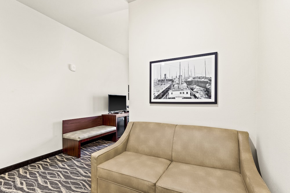 Studio, 1 King Bed with Sofa bed, Non Smoking - Photo 10