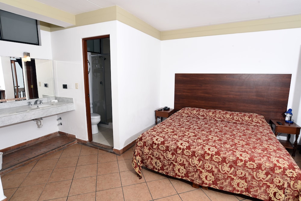 Basic Double Room, 1 Bedroom photo 1