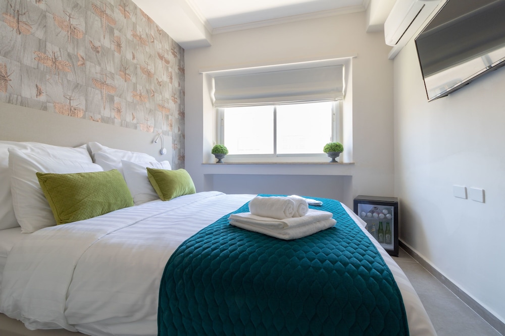 Basic Double Room photo 2
