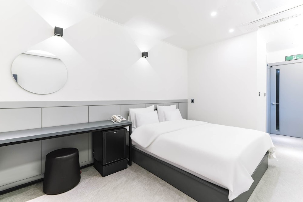 Private Double Room - Photo 5