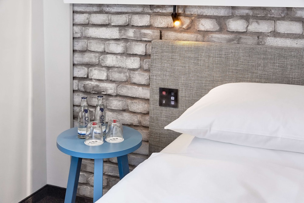 Superior Double Room, 1 King Bed - Photo 9