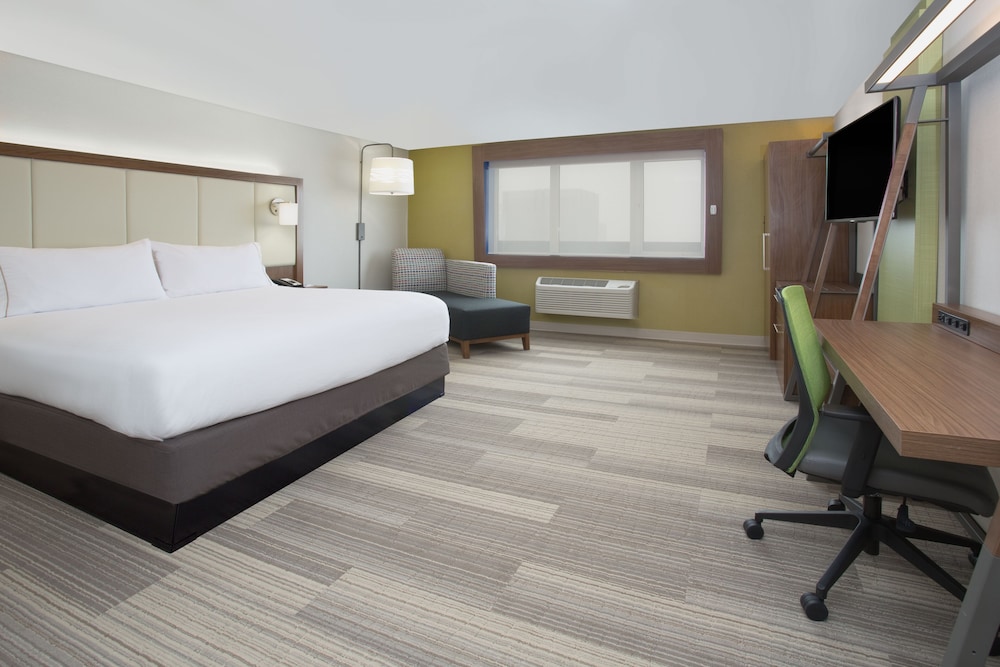 Standard Room, 1 King Bed, Accessible (Communication)