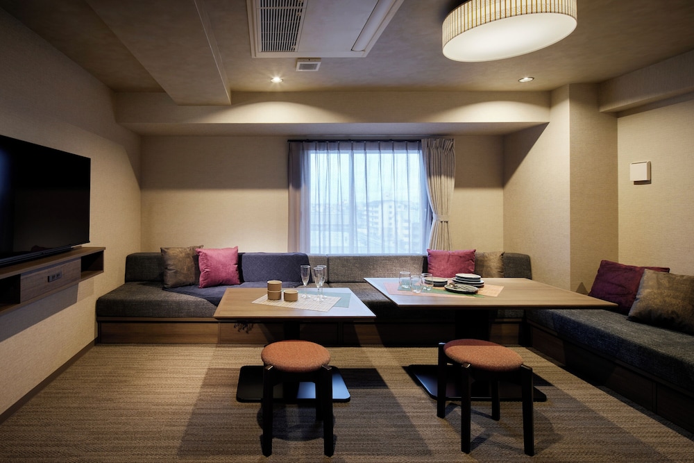 Superior Studio
