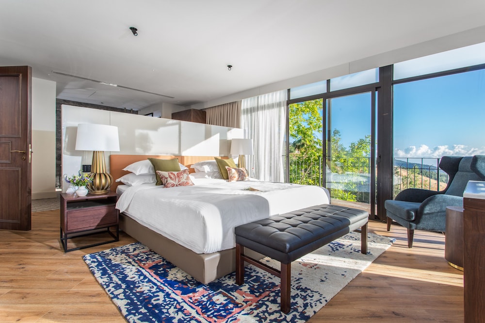 Presidential Suite photo 3