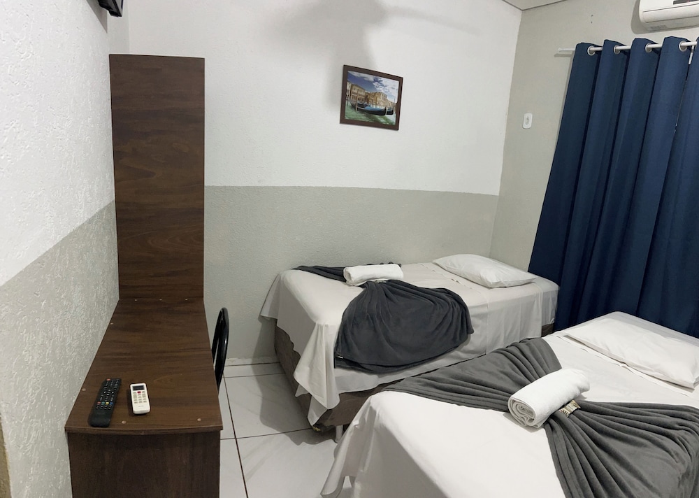 Standard Twin Room photo 3